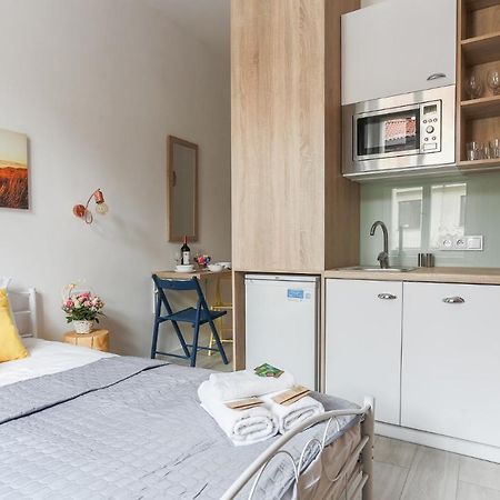 Simply Modern Apartment Торунь Экстерьер фото