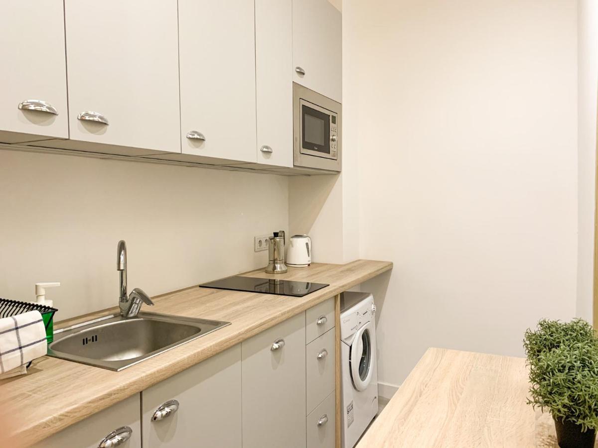 Simply Modern Apartment Торунь Экстерьер фото