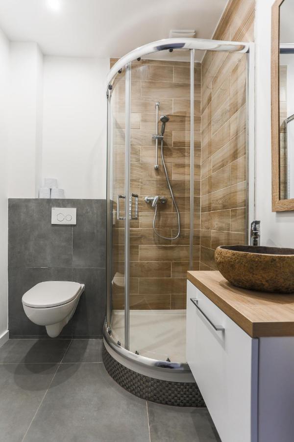Simply Modern Apartment Торунь Экстерьер фото